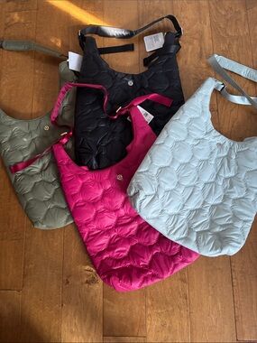 Lululemon Quilty Pleasures Puffy Shoulder/Crossbody 14L—Holds H2O Bottle NWT🔥